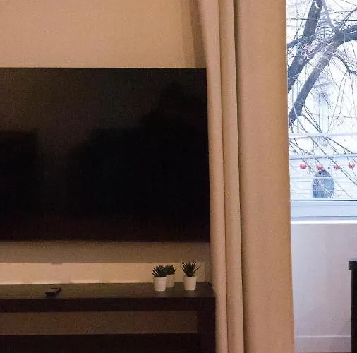 Porta Nuova Modern In The Center - 4 *