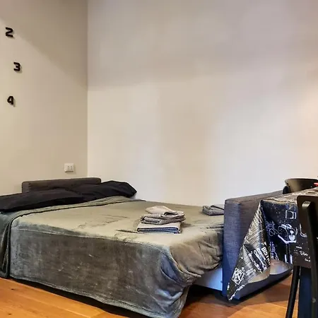 Porta Nuova Modern In The Center - 4 * Бергамо